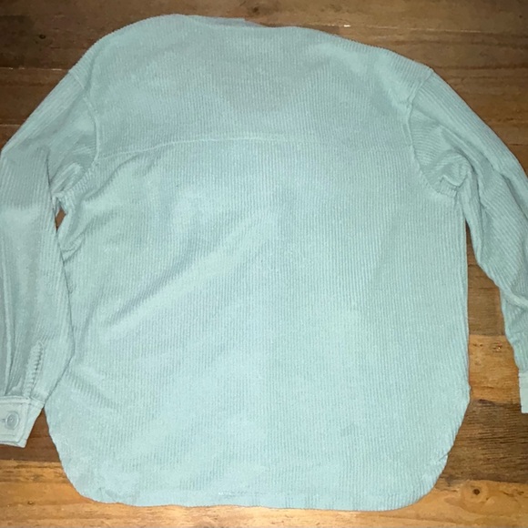 AMERICAN EAGLE Women's Green Corduroy Shacket Spring Lightweight Oversized - Picture 8 of 9